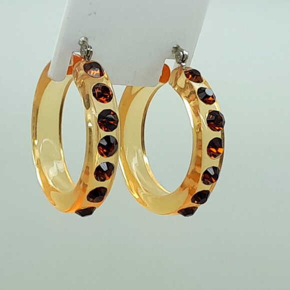 SMOKED TOPAZ RHINESTONE LADIES/WOMEN FASHION 1.5 INCH PLASTIC HOOP EARRINGS - Picture 2 of 3
